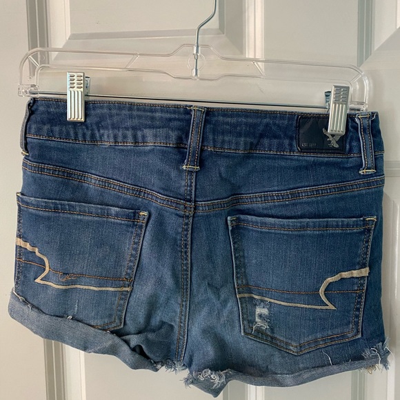 HOLLISTER, AMERICAN EAGLE, LUCKY BRAND, FOREVER 21 - Picture 1 of 8